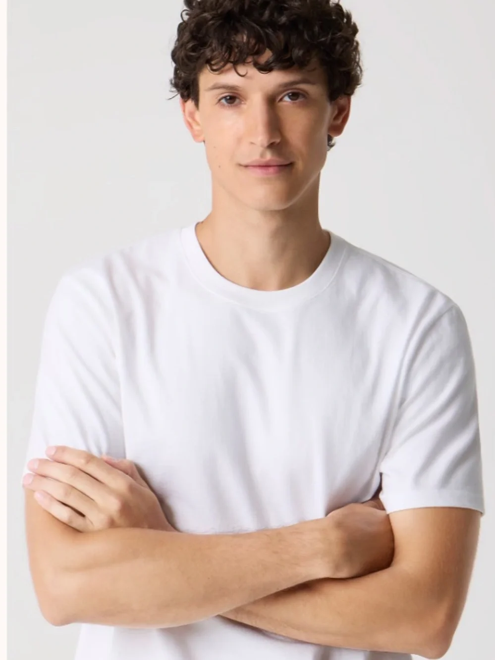 J crew men’s white essential tee